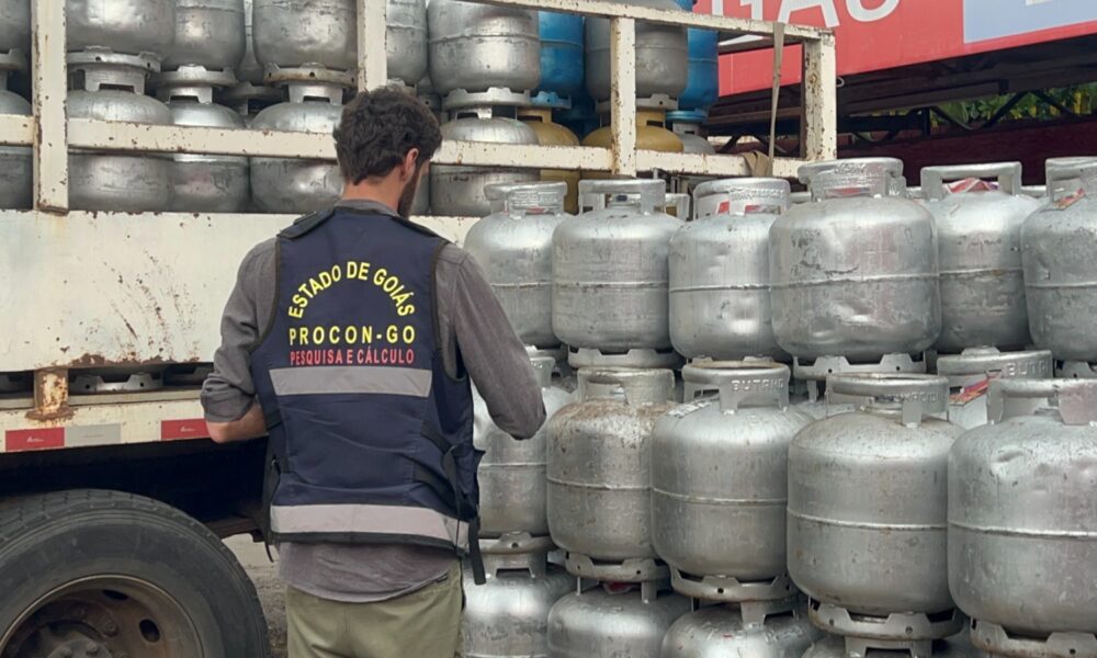 Pesquisa do Procon Goiás identifica variação de até 27% no preço do gás de cozinha