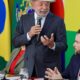 Lula: Desenrola Brasil ajudará população a "tirar corda do pescoço"