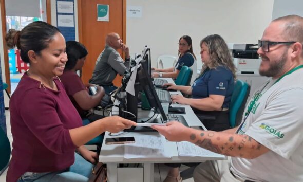 Feirão de Empregos abre vagas para construção, logística e comércio