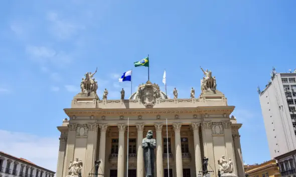 RJ: projeto prevê uso de banheiros neutros para pessoas trans