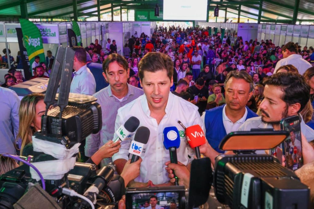 Daniel Vilela concede entrevista na abertura do Goiás Social em Anápolis
