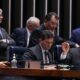 Senado aprova uso do Fundo do Pré-Sal para dívidas do agro