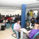 Vagas para jovem aprendiz: feirão oferece mais de mil oportunidades em Goiânia - Pessoas aguardando atendimento em edições anteriores do Feirã ode Empregos