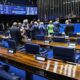 Aziz articula rito especial para levar PEC da escala 6x1 ao plenário