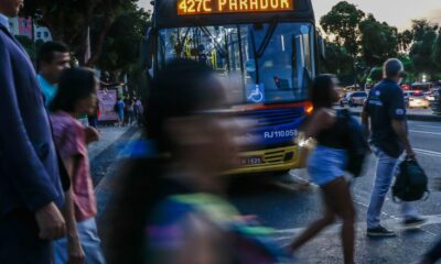 Pesquisa aponta que solidão e exaustão ampliam abstenção nas urnas