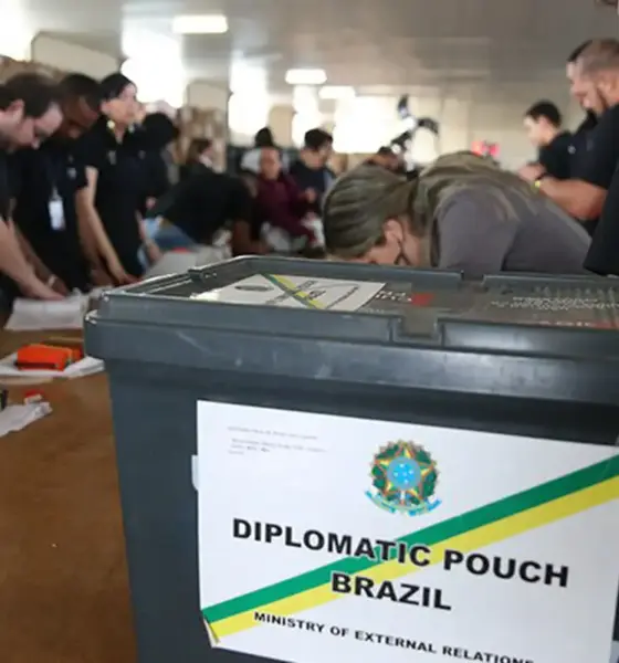 Quase 1 milhão de brasileiros no exterior poderão votar nas eleições